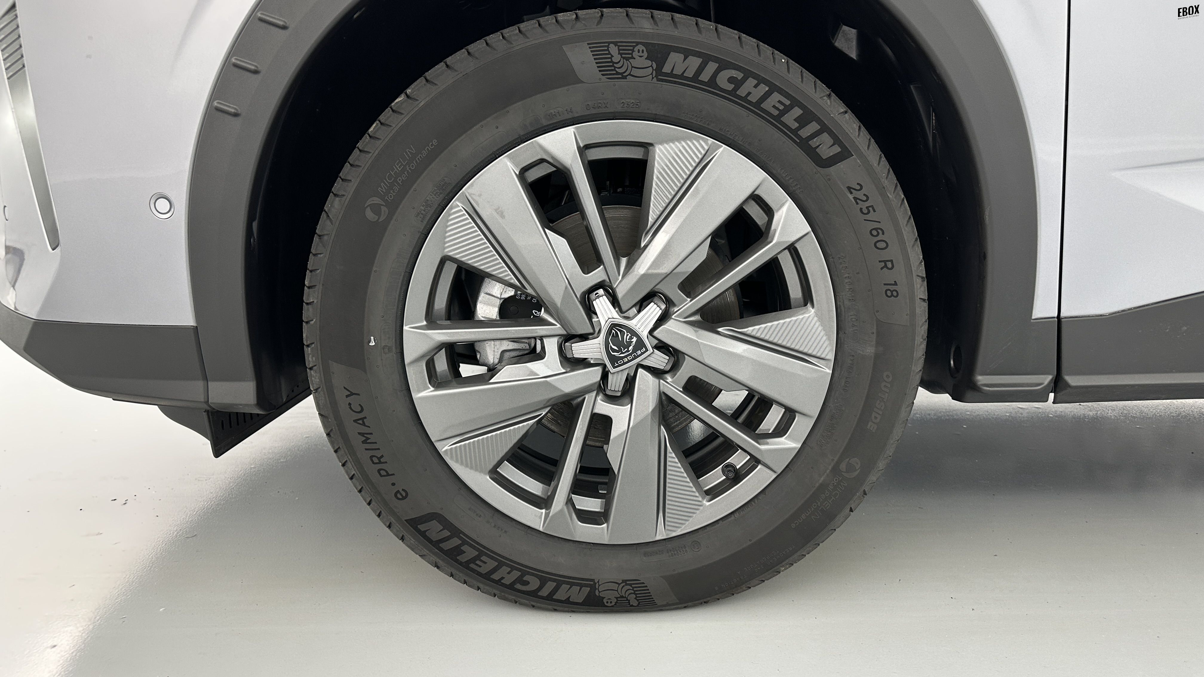 GLI00036201_p53 - PEUGEOT - 5008 - 2025 - photo 13