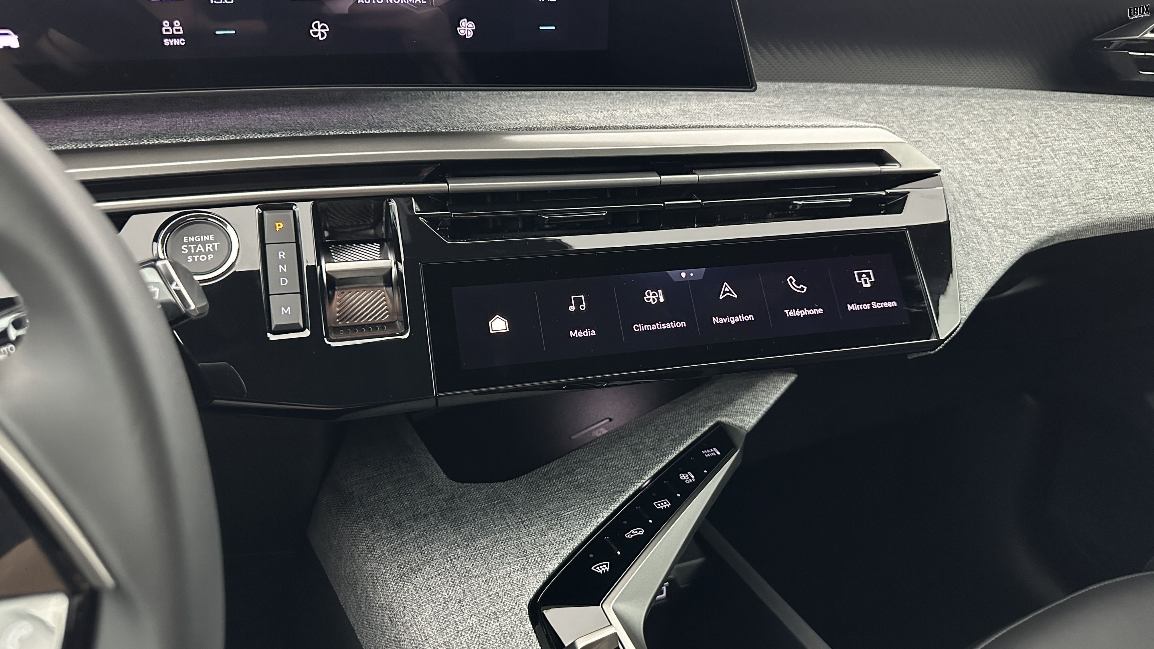 GLI00036169_p53 - PEUGEOT - 3008 - 2025 - photo 24