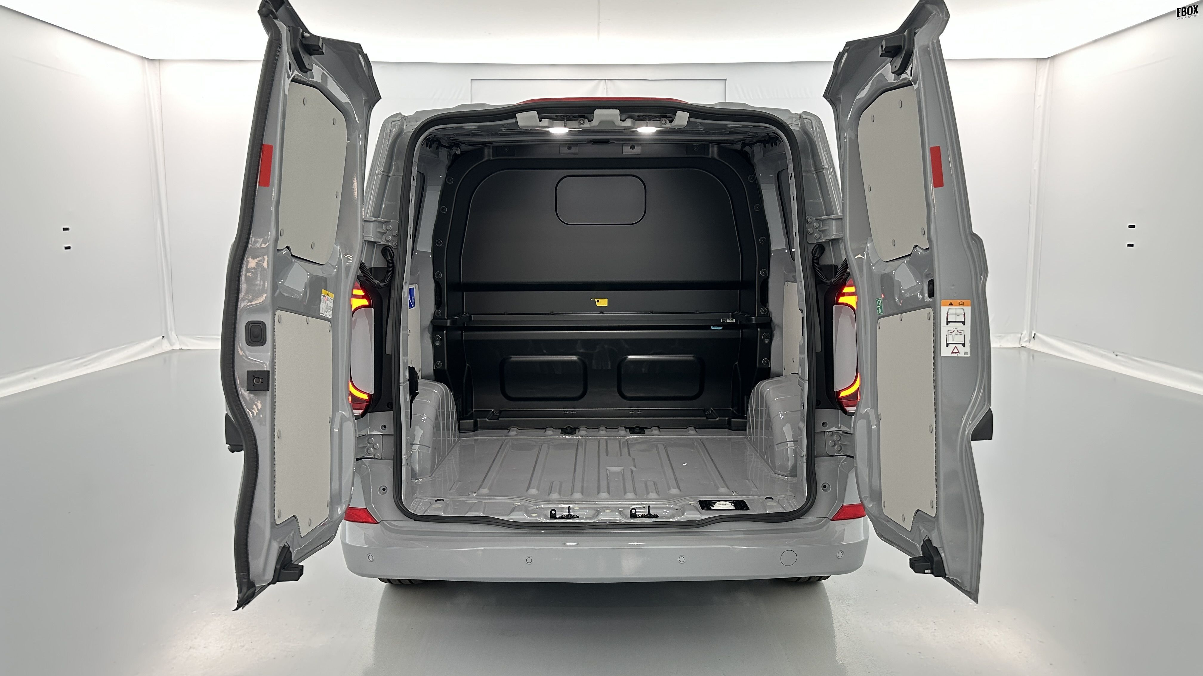 GLI00035044_p53 - VOLKSWAGEN - TRANSPORTER PROCAB - 2026 - photo 9