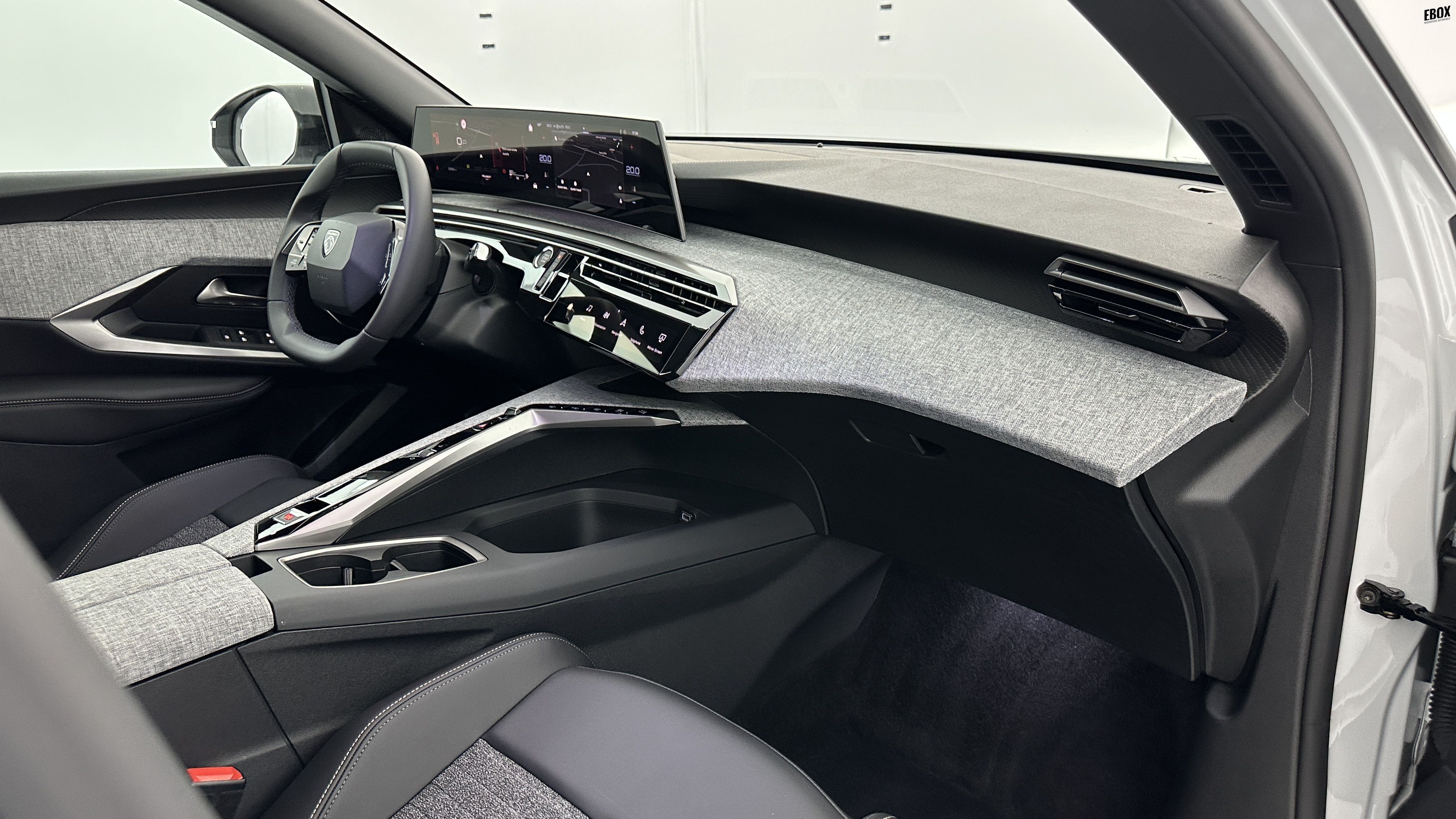 GLI00036199_p53 - PEUGEOT - 5008 - 2025 - photo 8