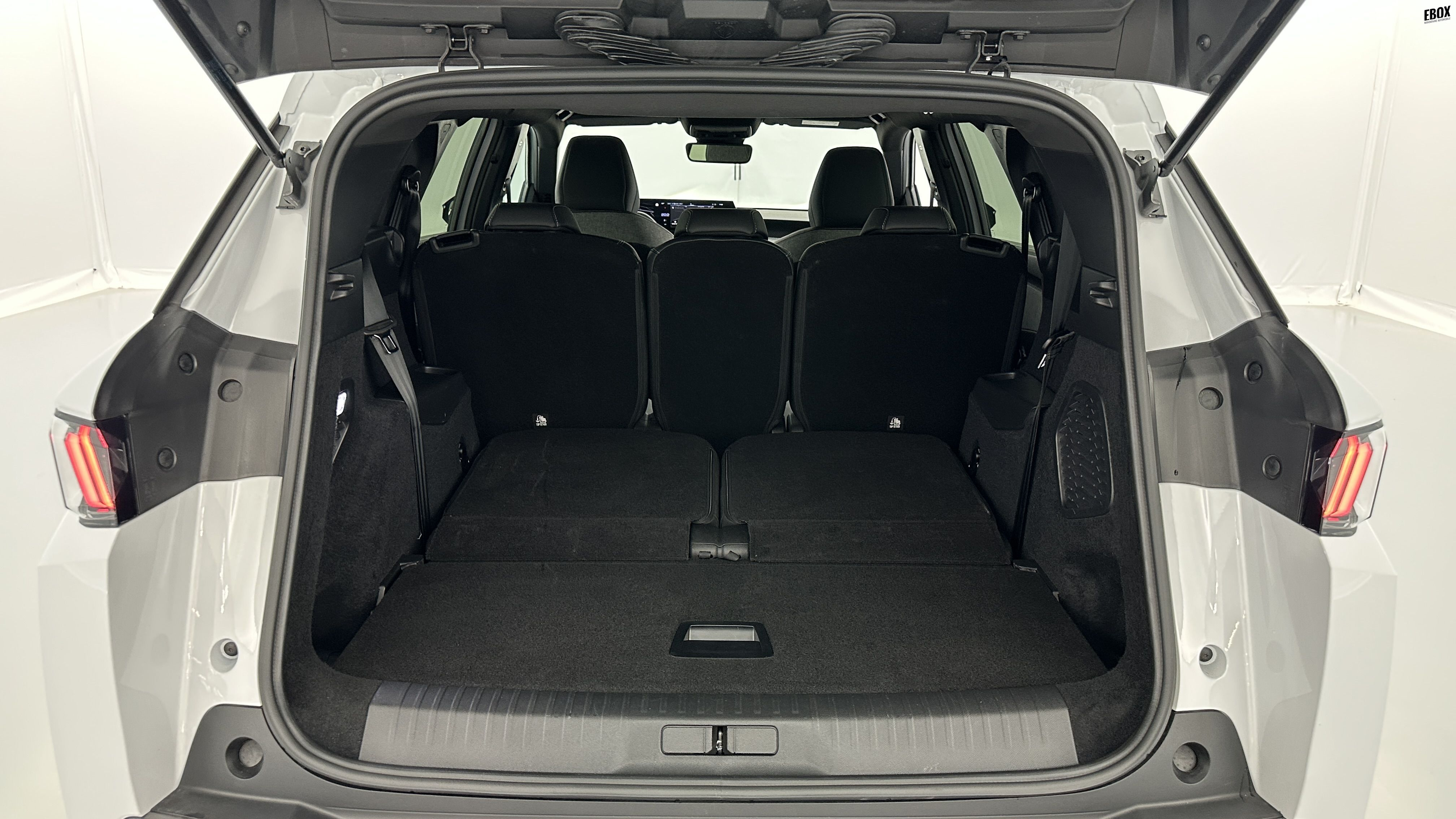 GLI00036199_p53 - PEUGEOT - 5008 - 2025 - photo 10