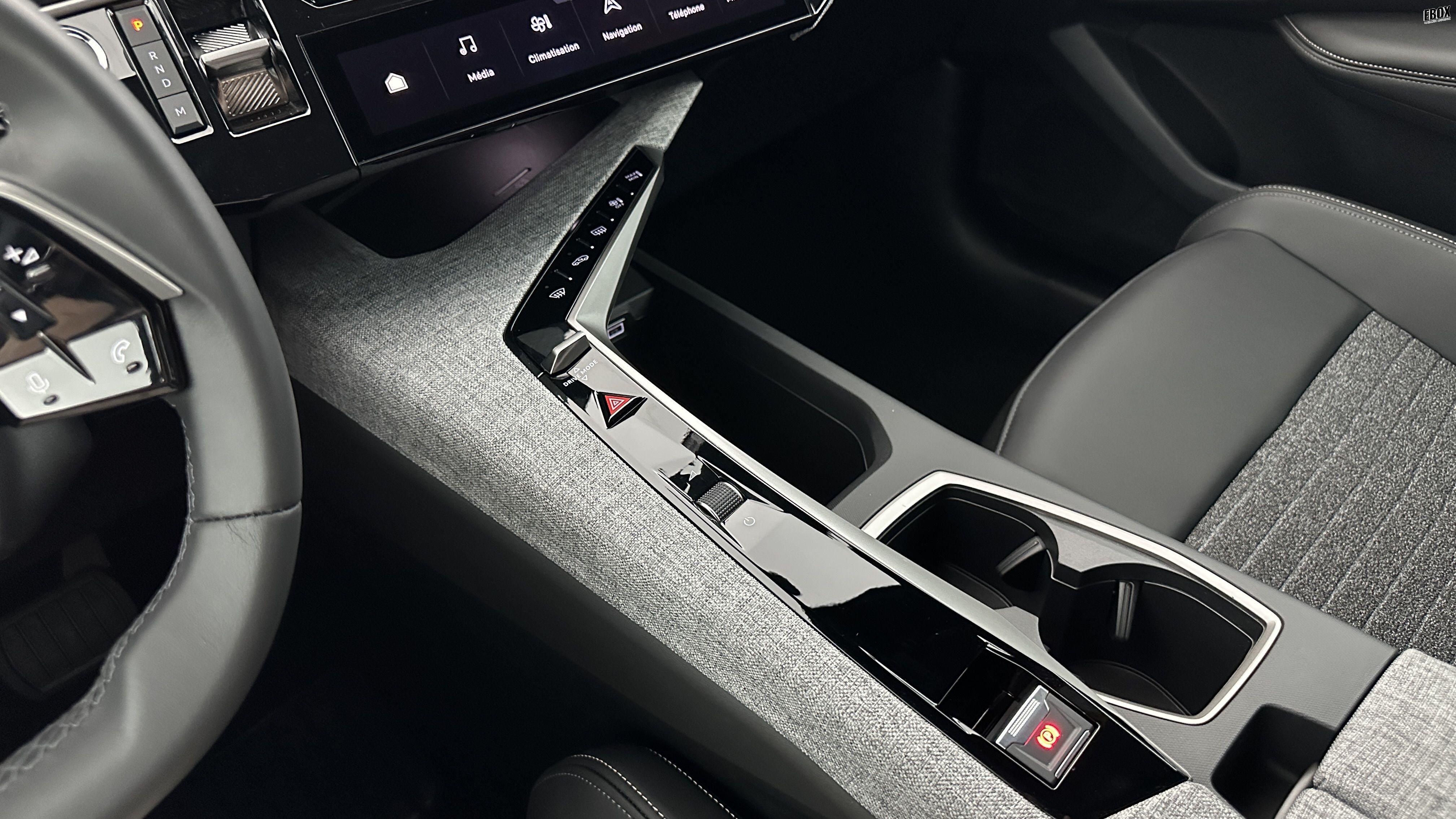 GLI00036199_p53 - PEUGEOT - 5008 - 2025 - photo 18