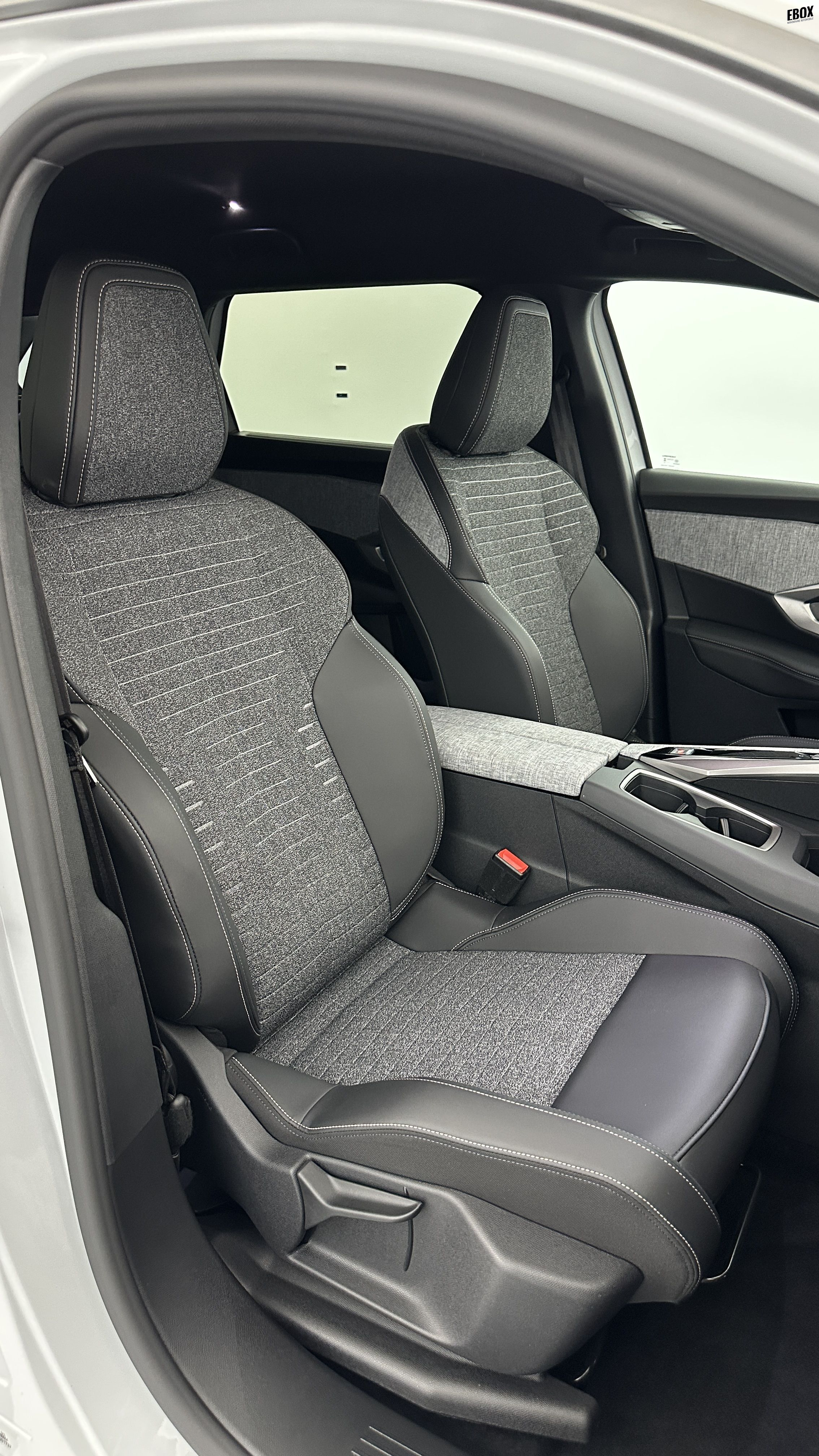 GLI00036199_p53 - PEUGEOT - 5008 - 2025 - photo 19