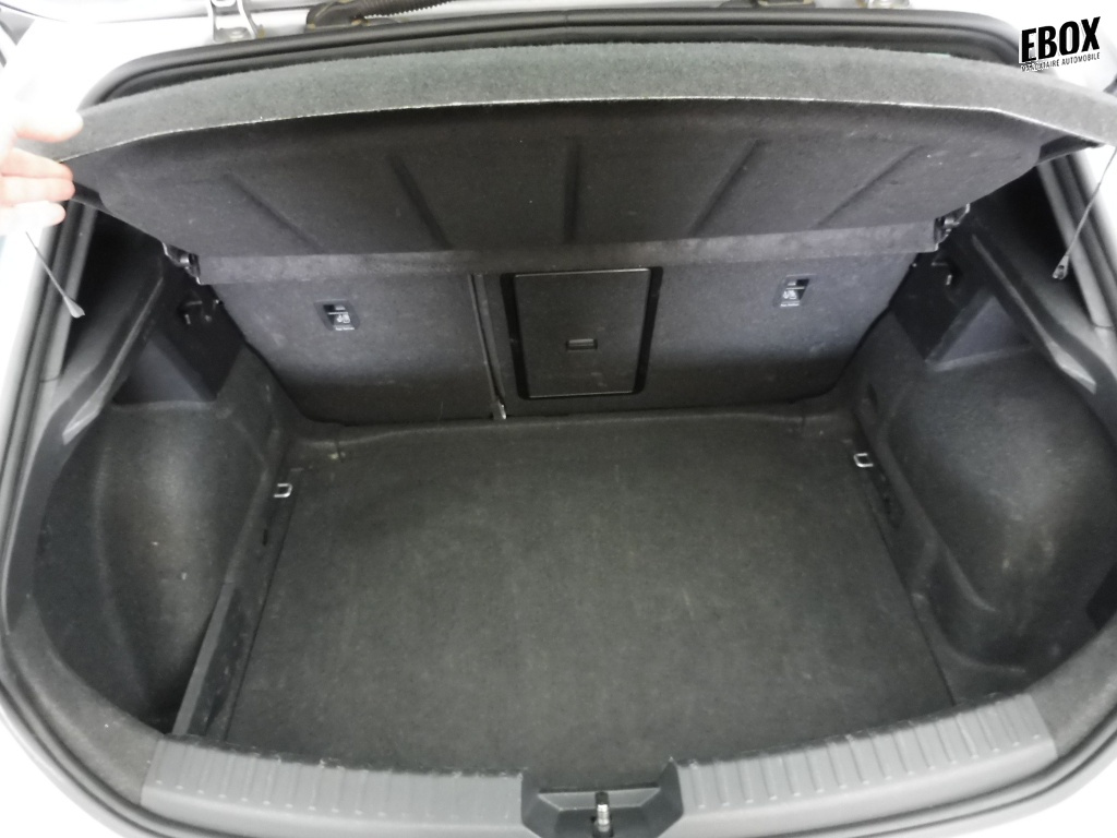 73917_p51 - SEAT - LEON - 2021 - photo 11