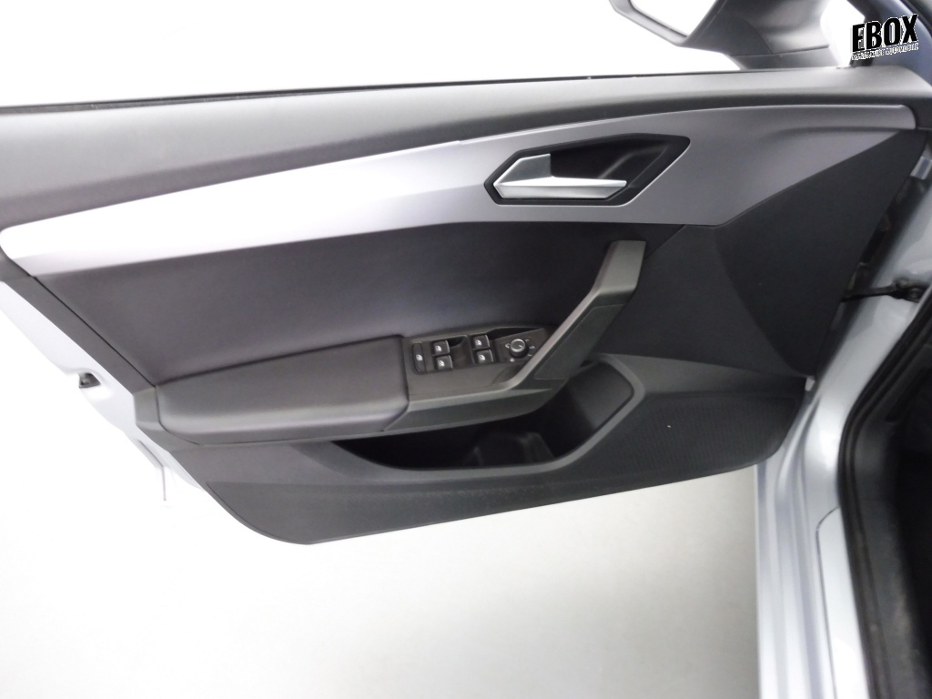 73917_p51 - SEAT - LEON - 2021 - photo 18