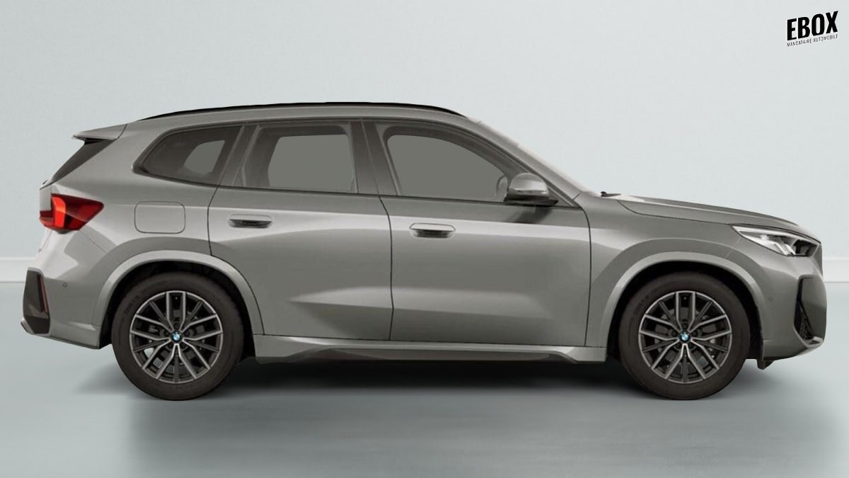 392469_p2 - BMW - X1 - 2026 - photo 3