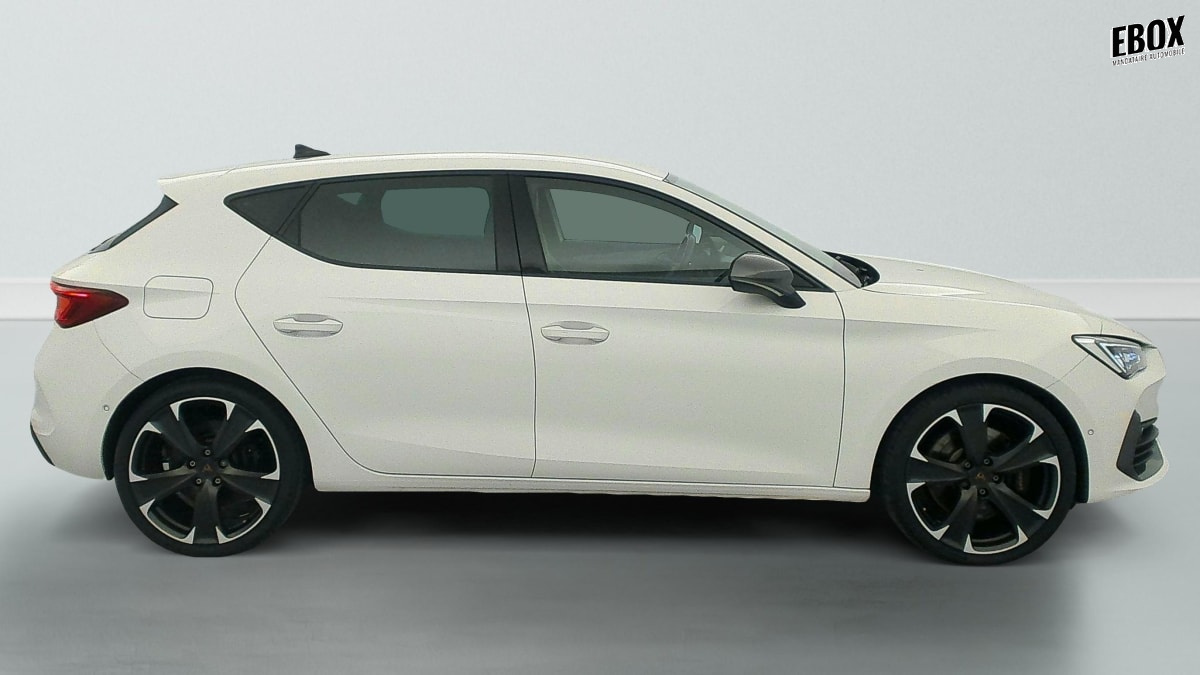 386561_p2 - CUPRA - LEON - 2022 - photo 8