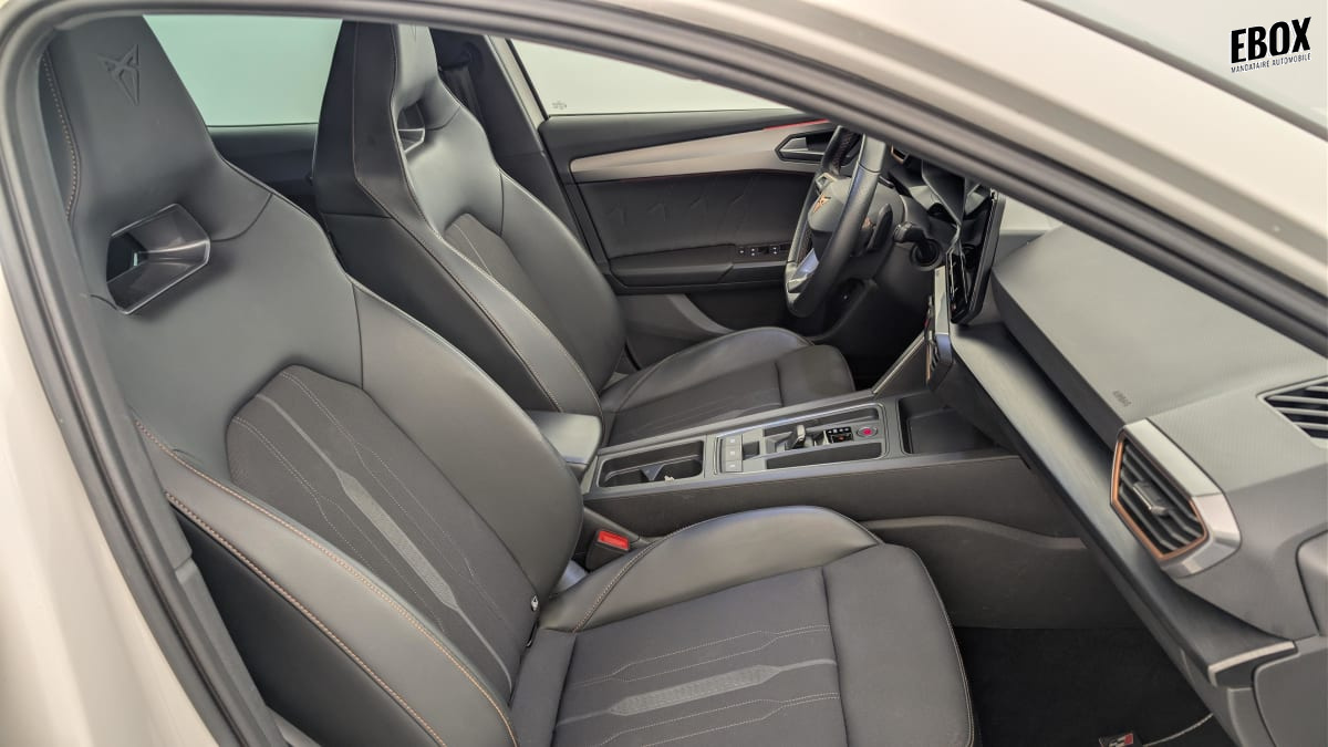 386561_p2 - CUPRA - LEON - 2022 - photo 9