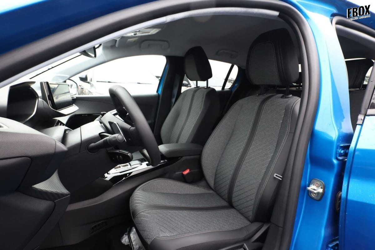 393770_p2 - PEUGEOT - 208 - 2026 - photo 5