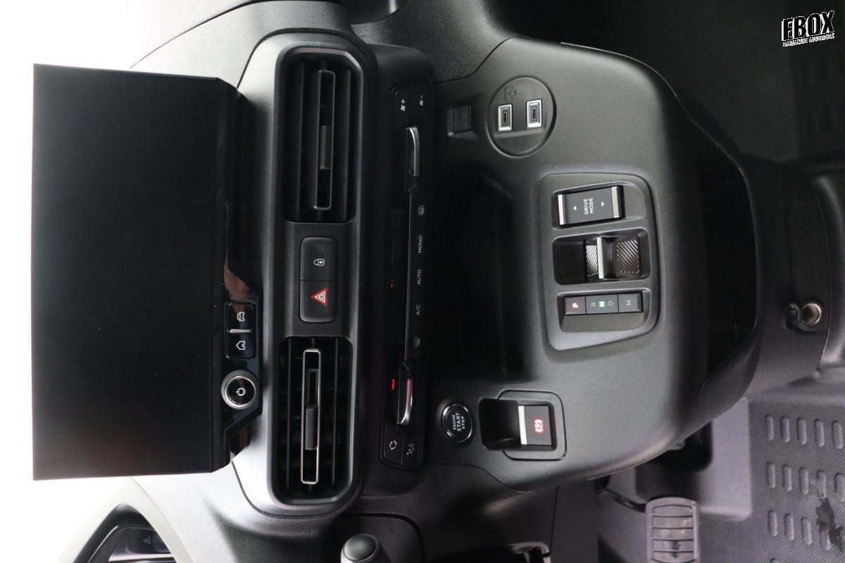 391647_p2 - PEUGEOT - PARTNER - 2026 - photo 10