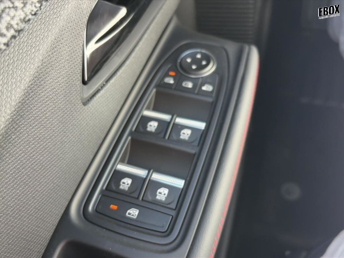 393797_p2 - RENAULT - CLIO VI - 2026 - photo 9