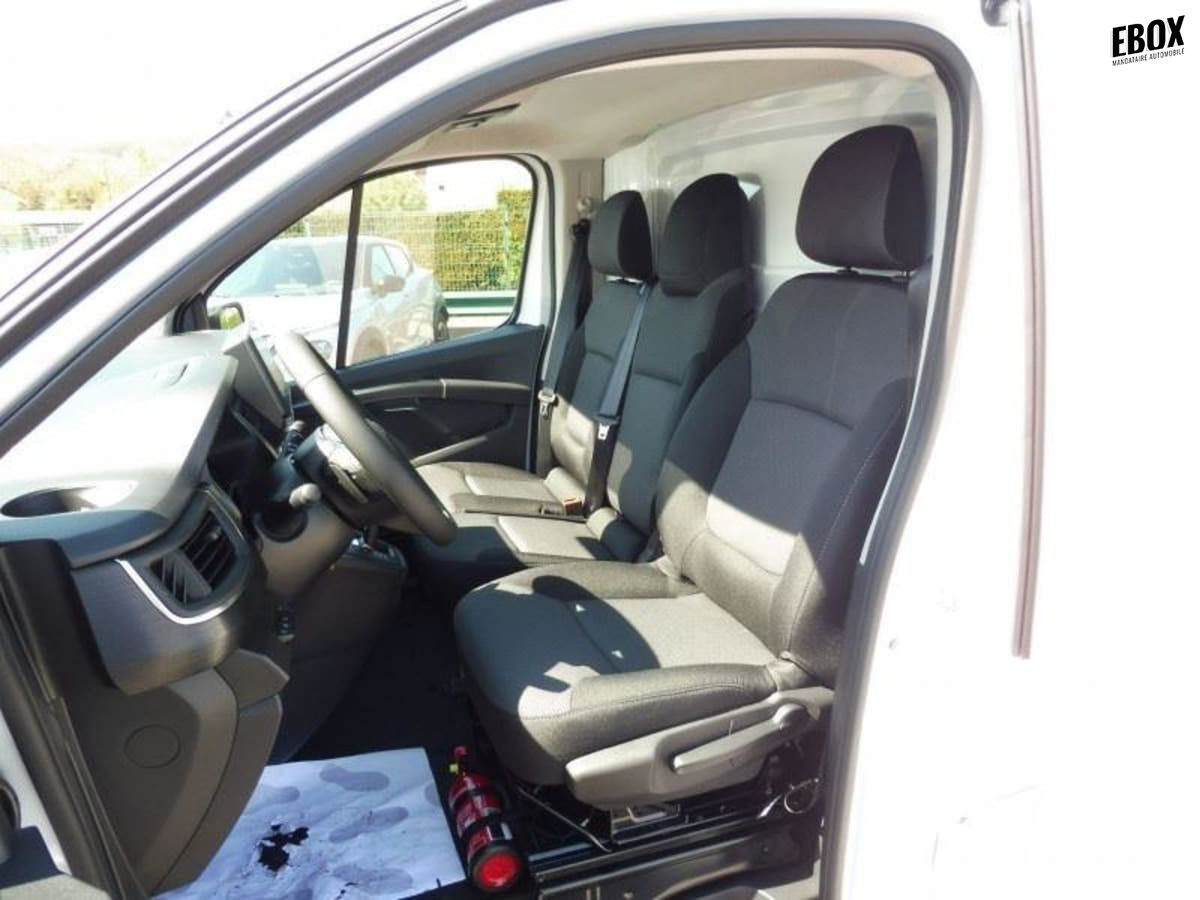 388052_p2 - RENAULT - TRAFIC - 2025 - photo 4