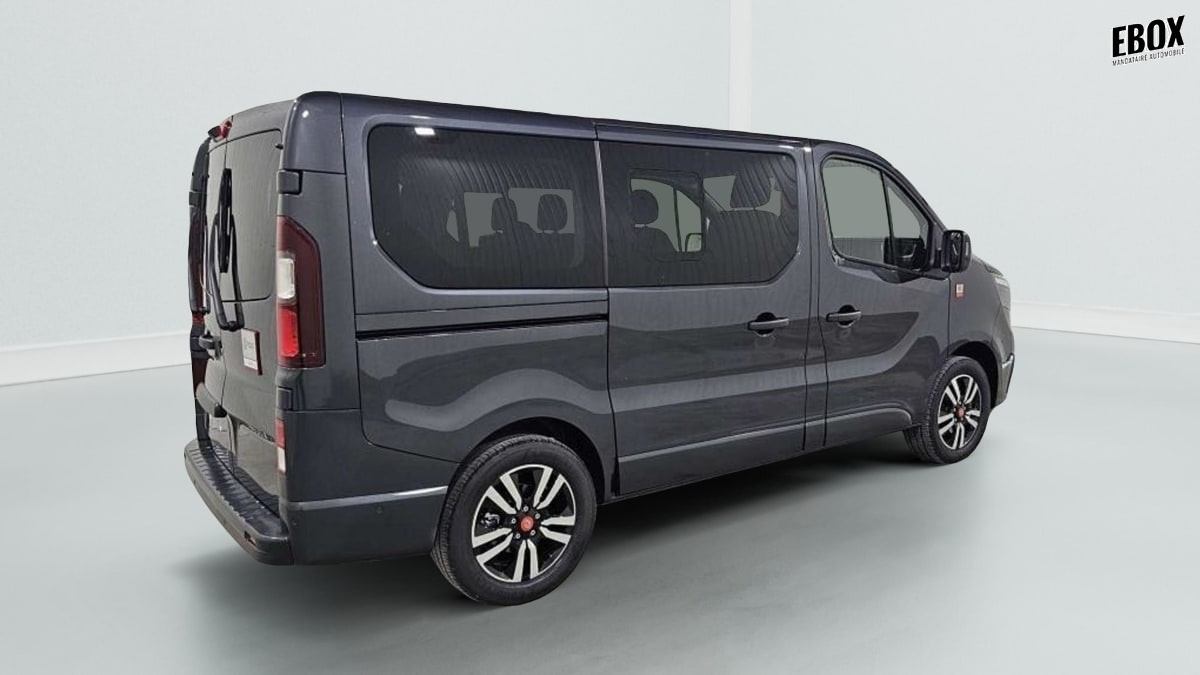 392112_p2 - RENAULT - TRAFIC - 2026 - photo 3