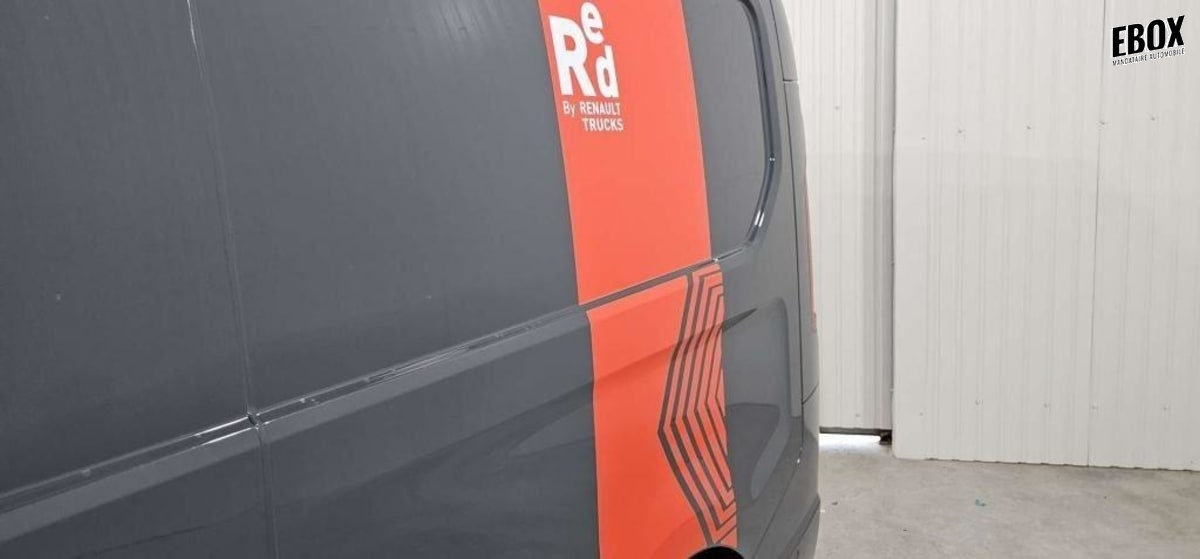 391856_p2 - RENAULT - TRAFIC - 2026 - photo 8