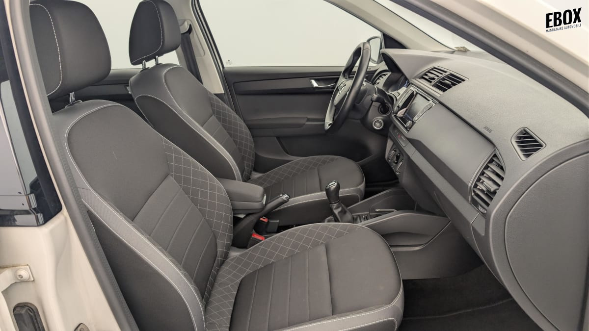 388293_p2 - SKODA - FABIA - 2021 - photo 9