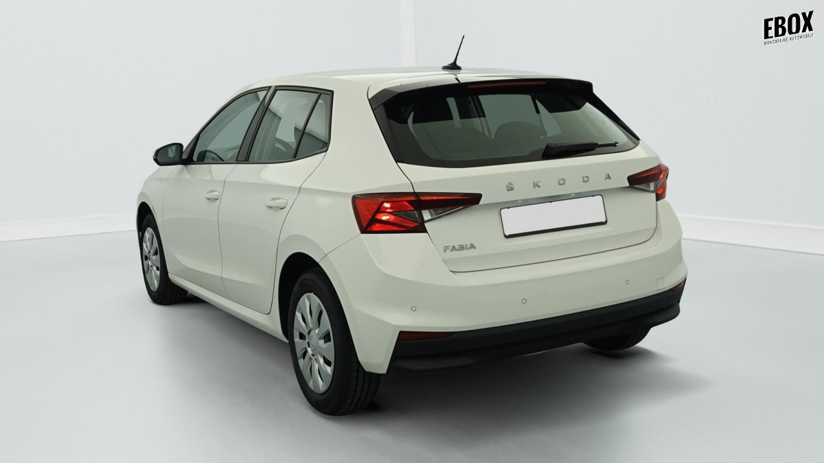 381512_p2 - SKODA - FABIA - 2022 - photo 5