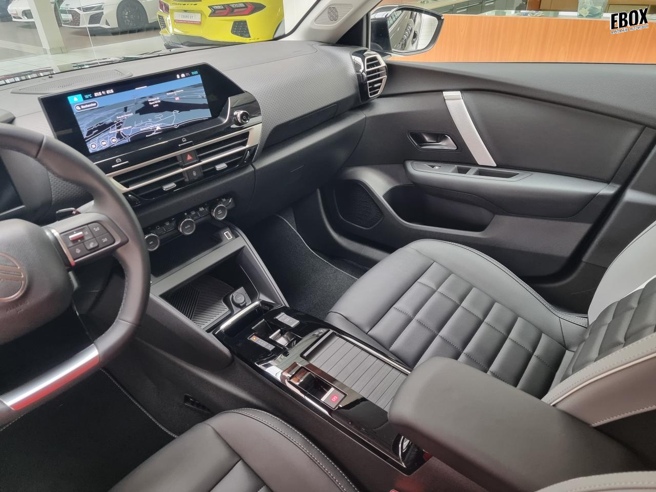 0679-0002889_p68 - CITROEN - C4 - 2025 - photo 6
