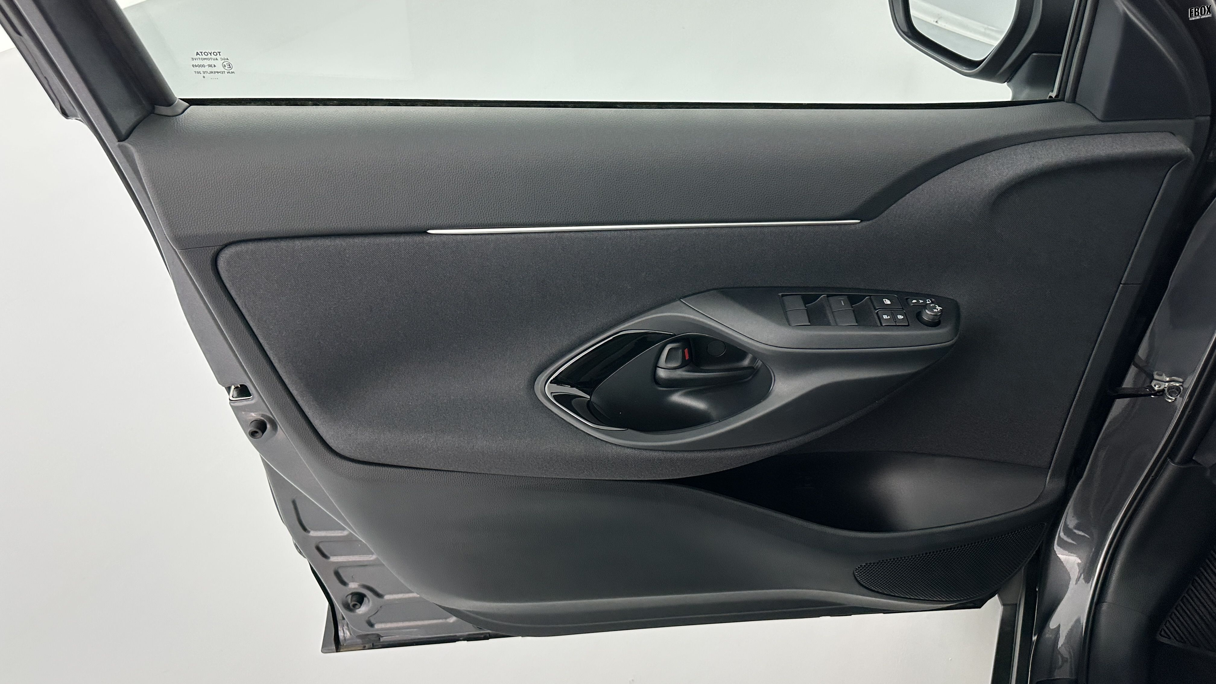 GLI00036697_p53 - TOYOTA - YARIS CROSS - 2026 - photo 13