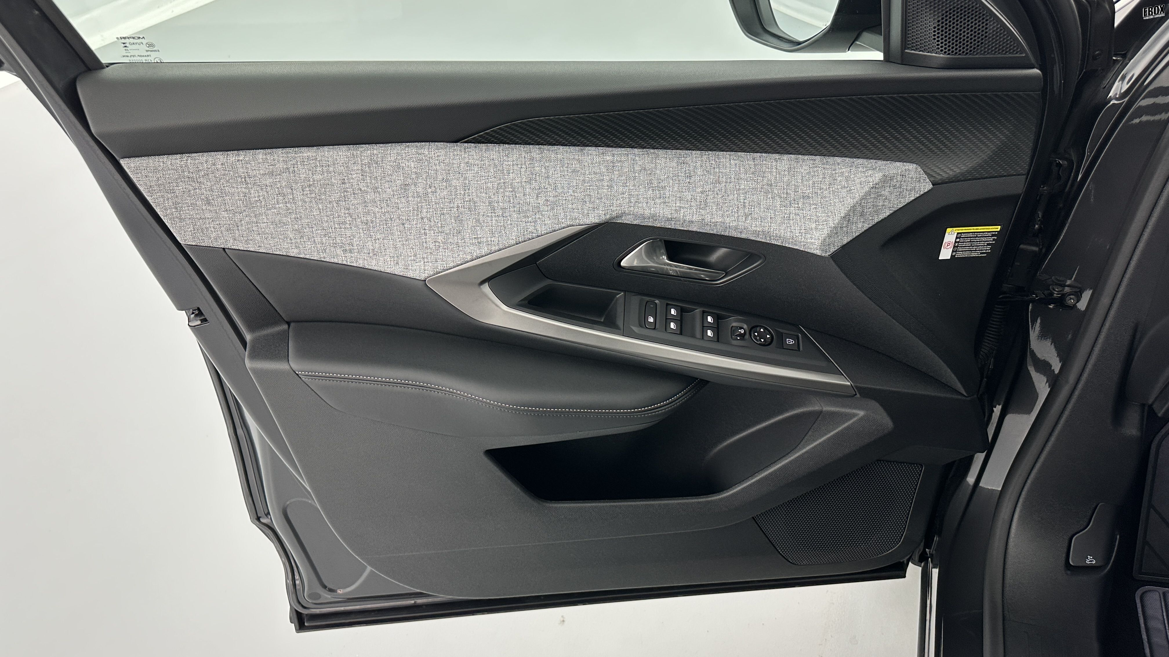 GLI00036198_p53 - PEUGEOT - 5008 - 2025 - photo 14