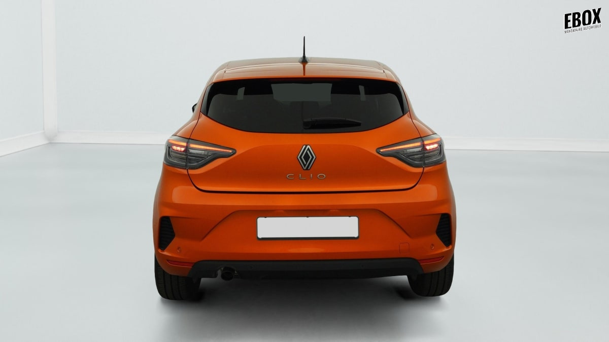388580_p2 - RENAULT - CLIO 5 - 2025 - photo 6
