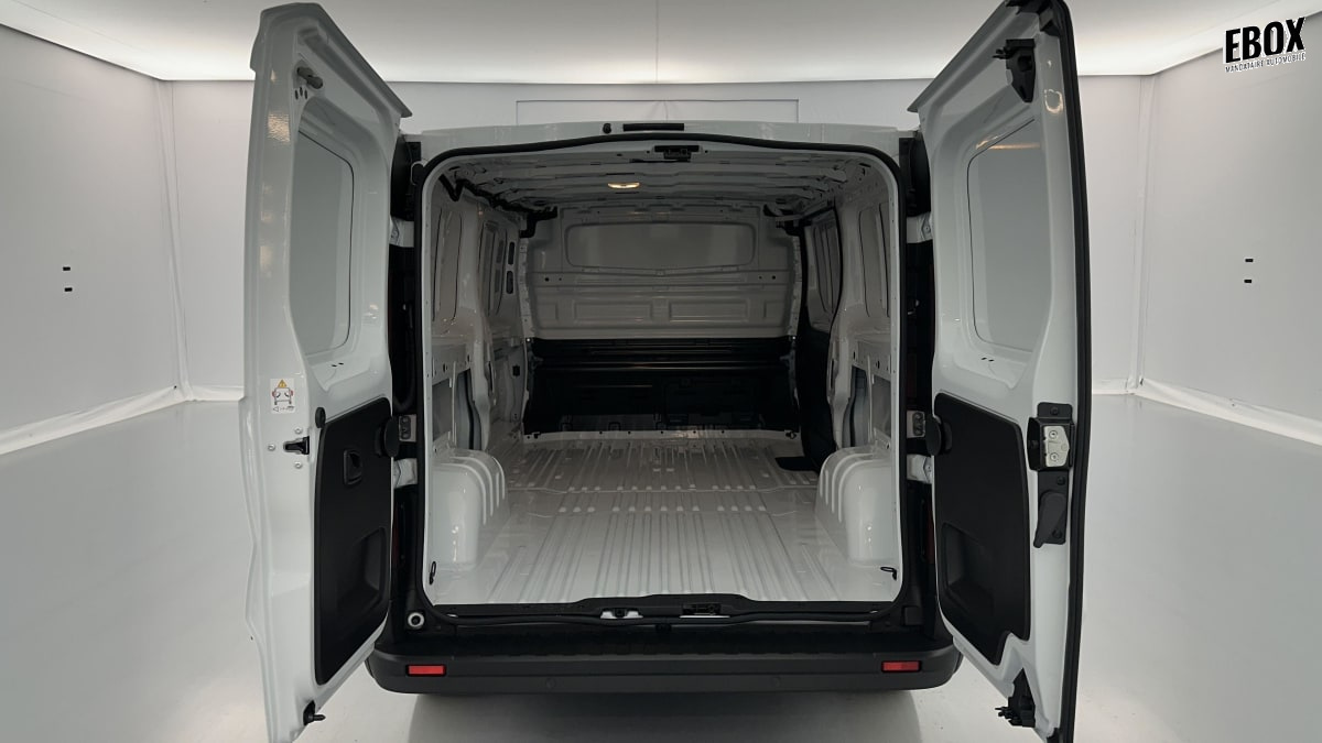 395455_p2 - RENAULT - TRAFIC - 2026 - photo 10