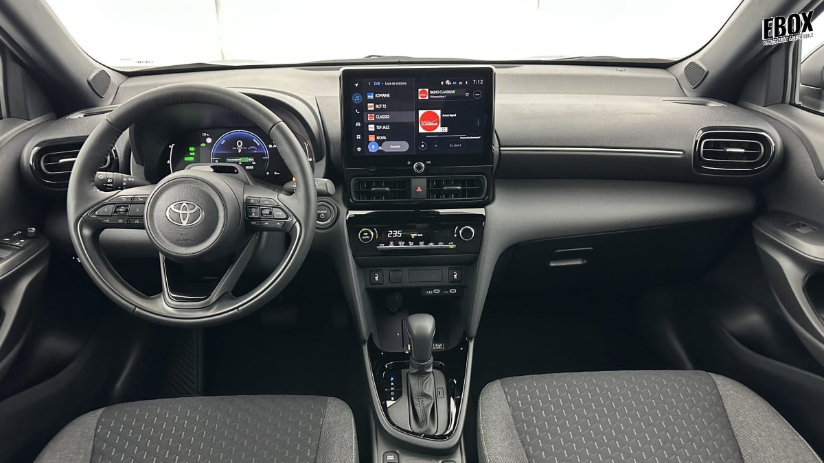 394529_p2 - TOYOTA - YARIS CROSS - 2026 - photo 7