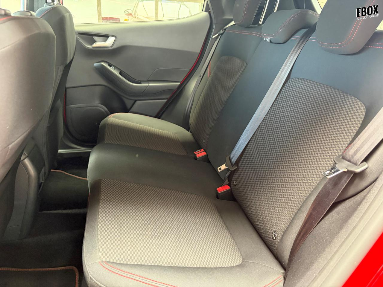 0679-0003604_p68 - FORD - FIESTA - 2020 - photo 17