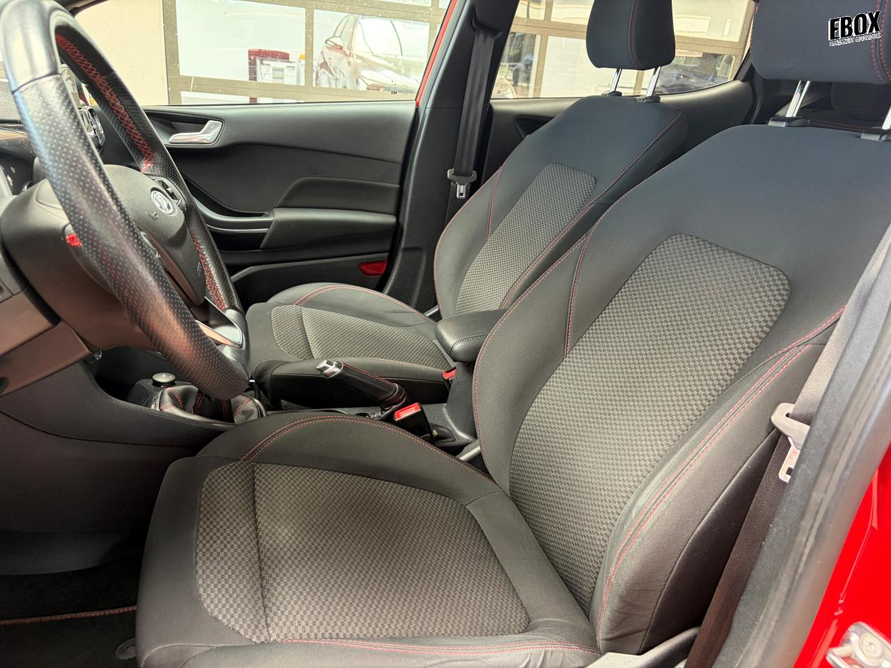 0679-0003604_p68 - FORD - FIESTA - 2020 - photo 10