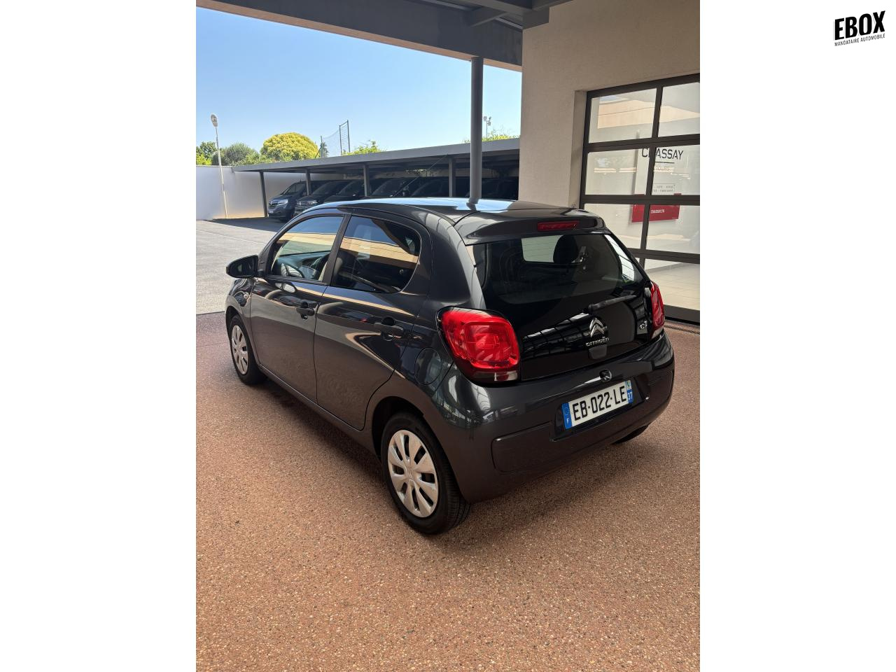 0679-0003609_p68 - CITROEN - C1 - 2016 - photo 6