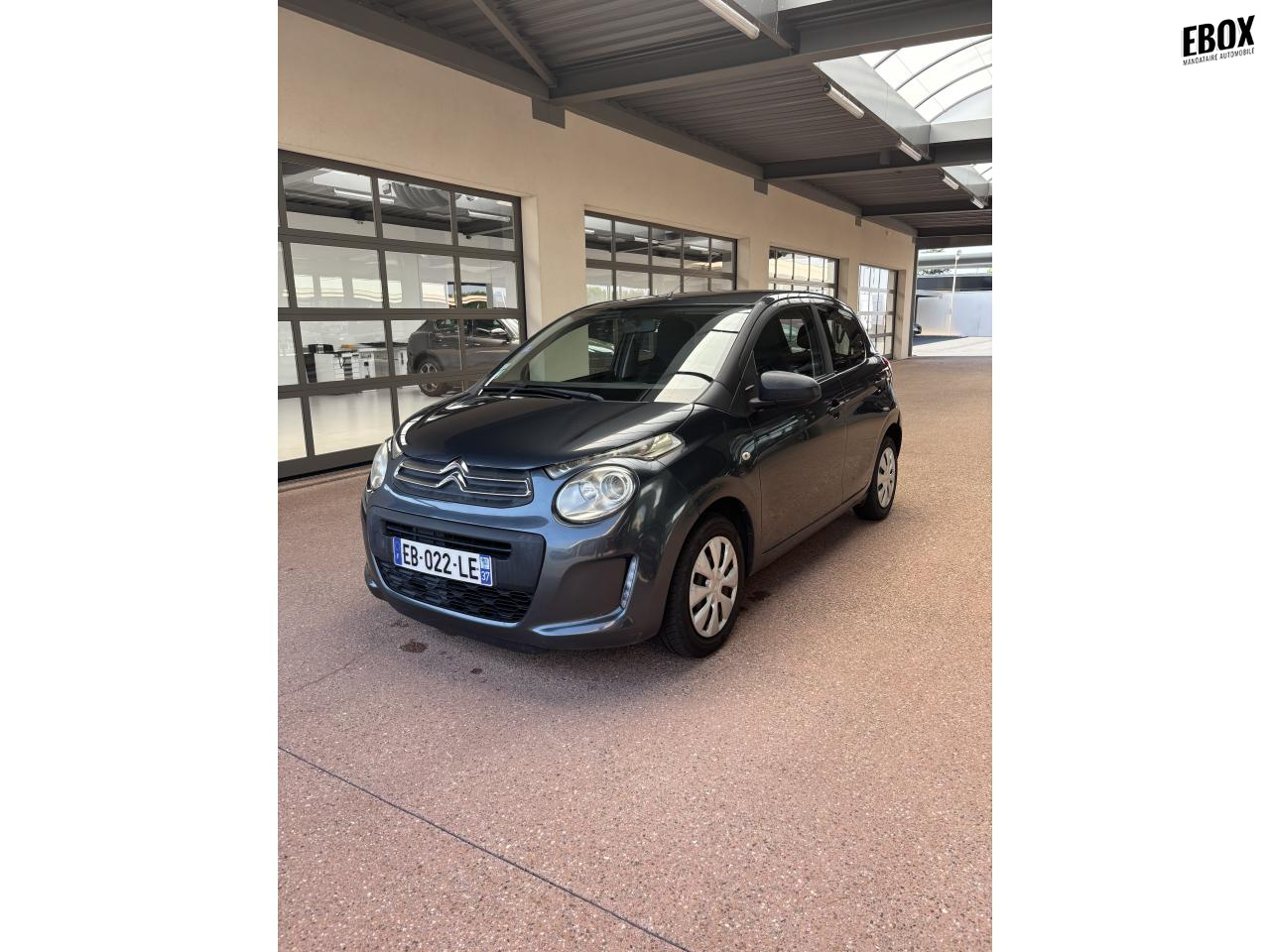 0679-0003609_p68 - CITROEN - C1 - 2016 - photo 7