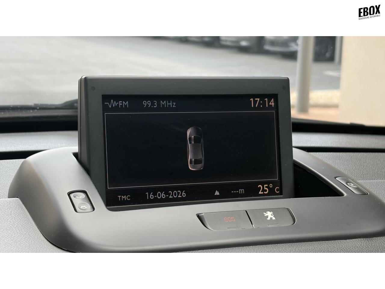 0679-0003610_p68 - PEUGEOT - 3008 - 2010 - photo 15