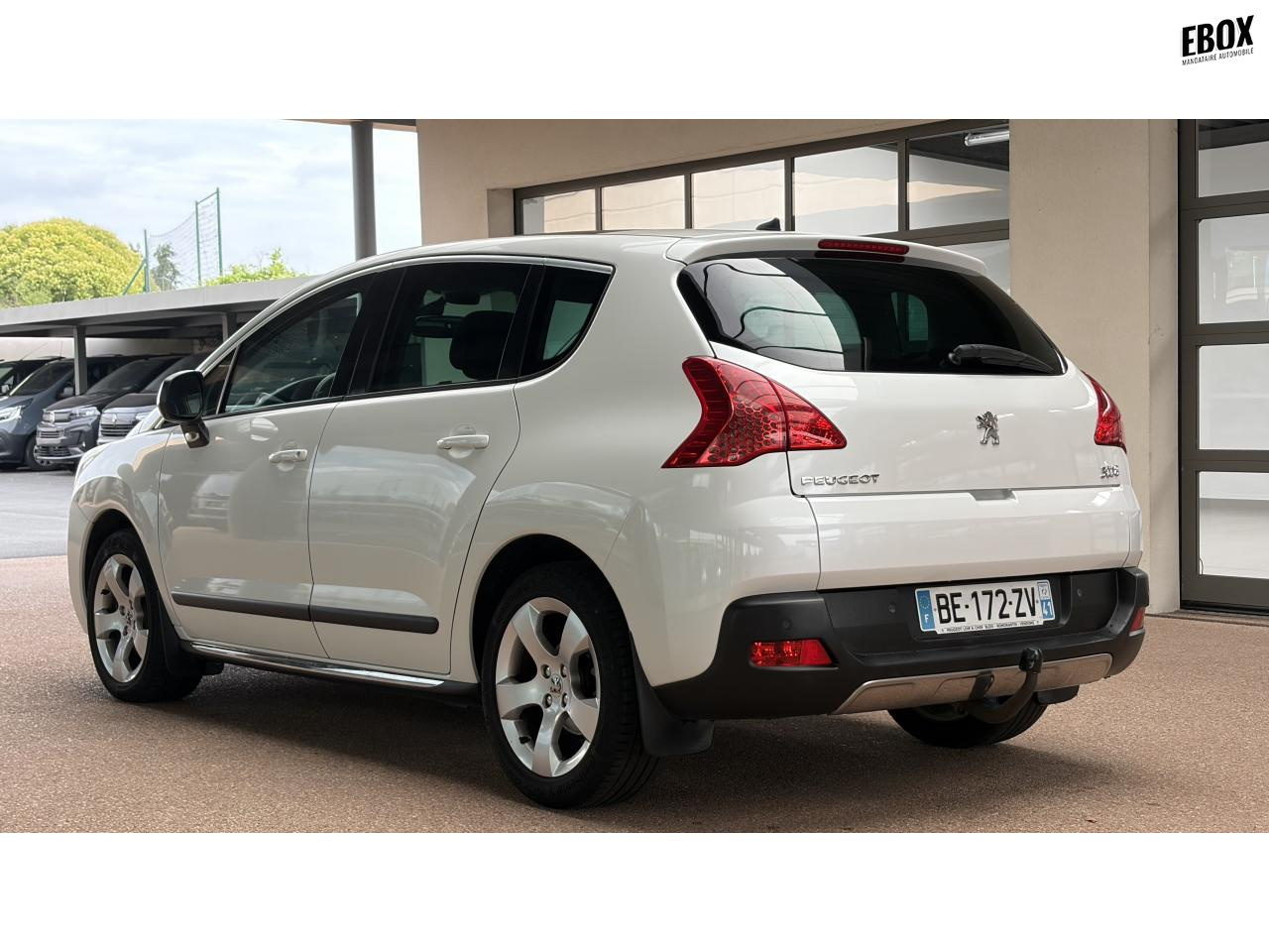 0679-0003610_p68 - PEUGEOT - 3008 - 2010 - photo 3