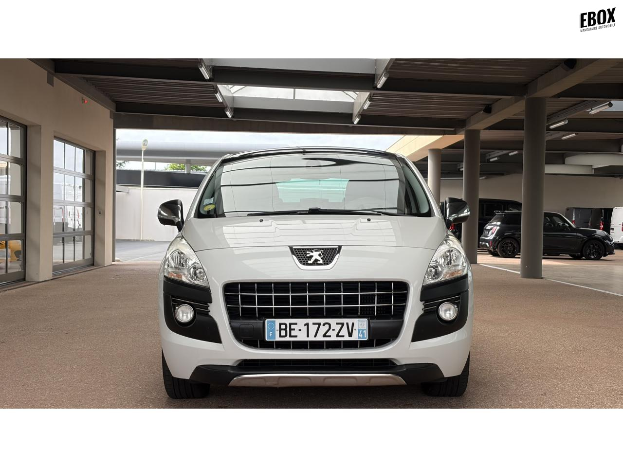 0679-0003610_p68 - PEUGEOT - 3008 - 2010 - photo 7