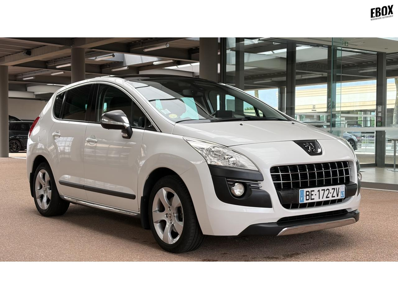 0679-0003610_p68 - PEUGEOT - 3008 - 2010 - photo 8
