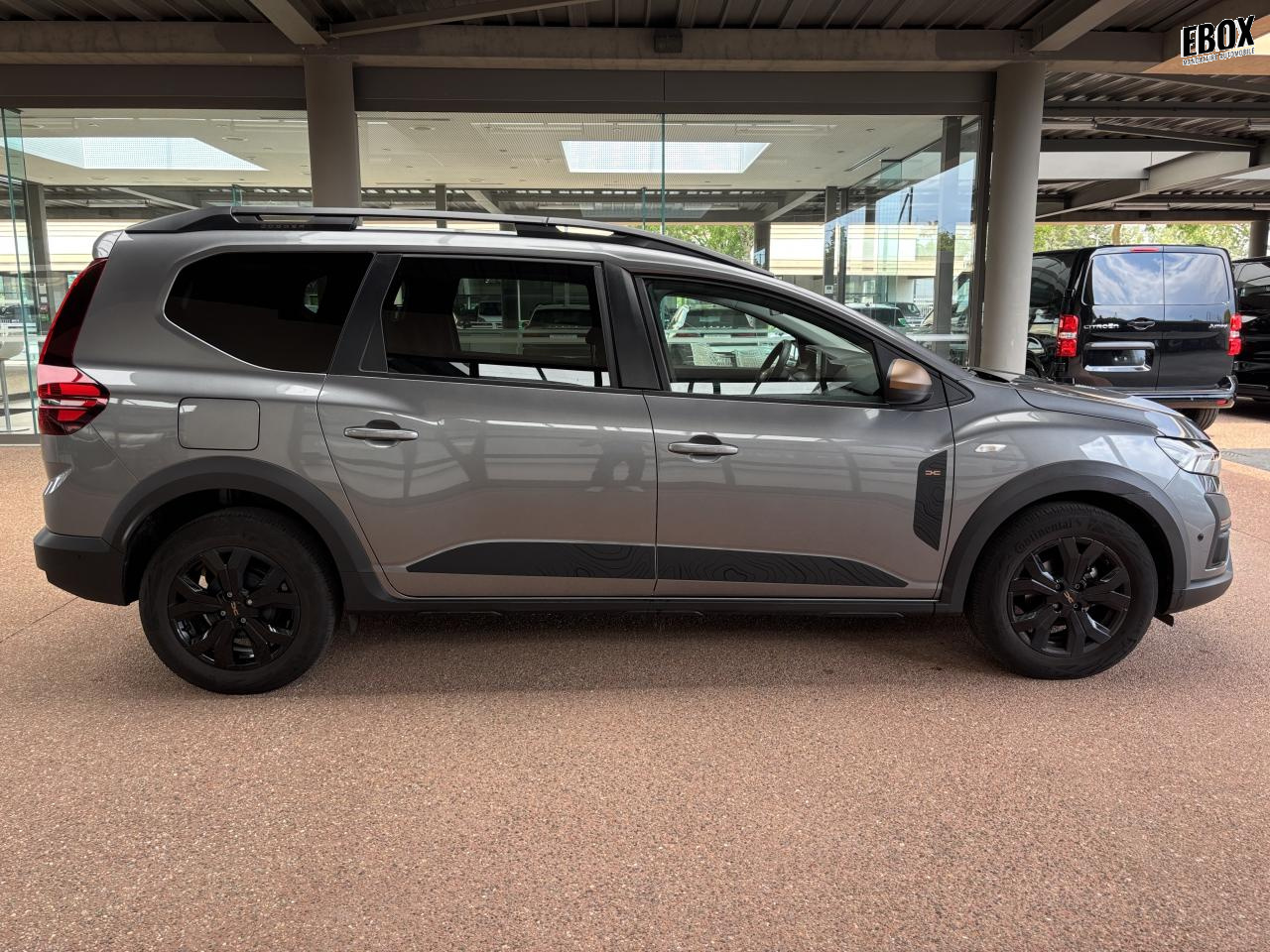 0679-0003619_p68 - DACIA - JOGGER - 2025 - photo 6