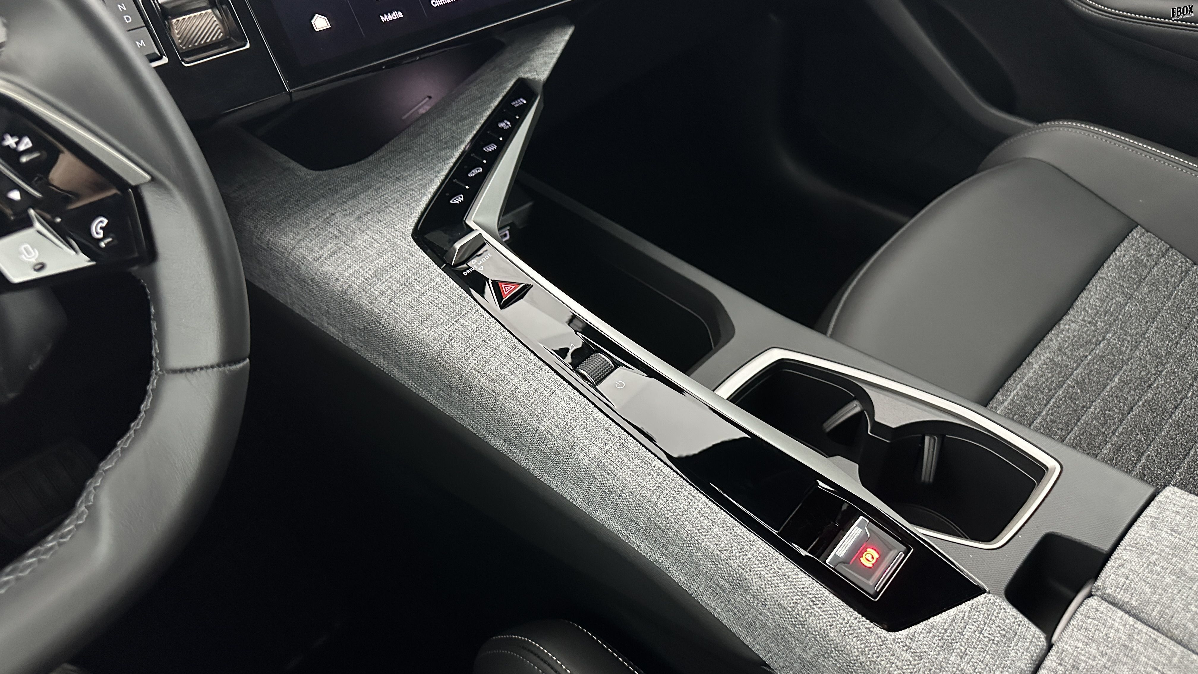 GLI00036179_p53 - PEUGEOT - 3008 - 2025 - photo 16