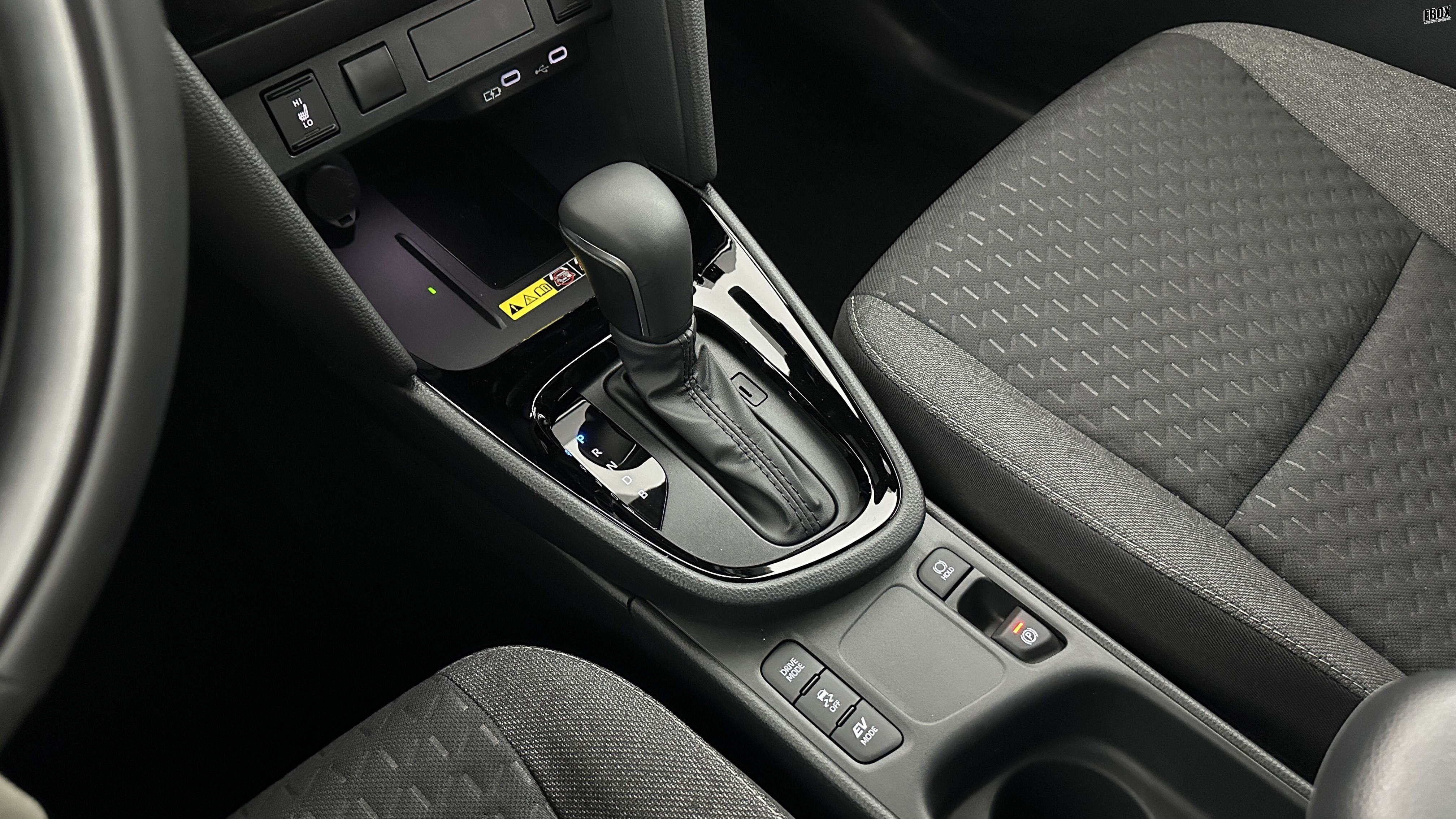 GLI00036696_p53 - TOYOTA - YARIS CROSS - 2026 - photo 17