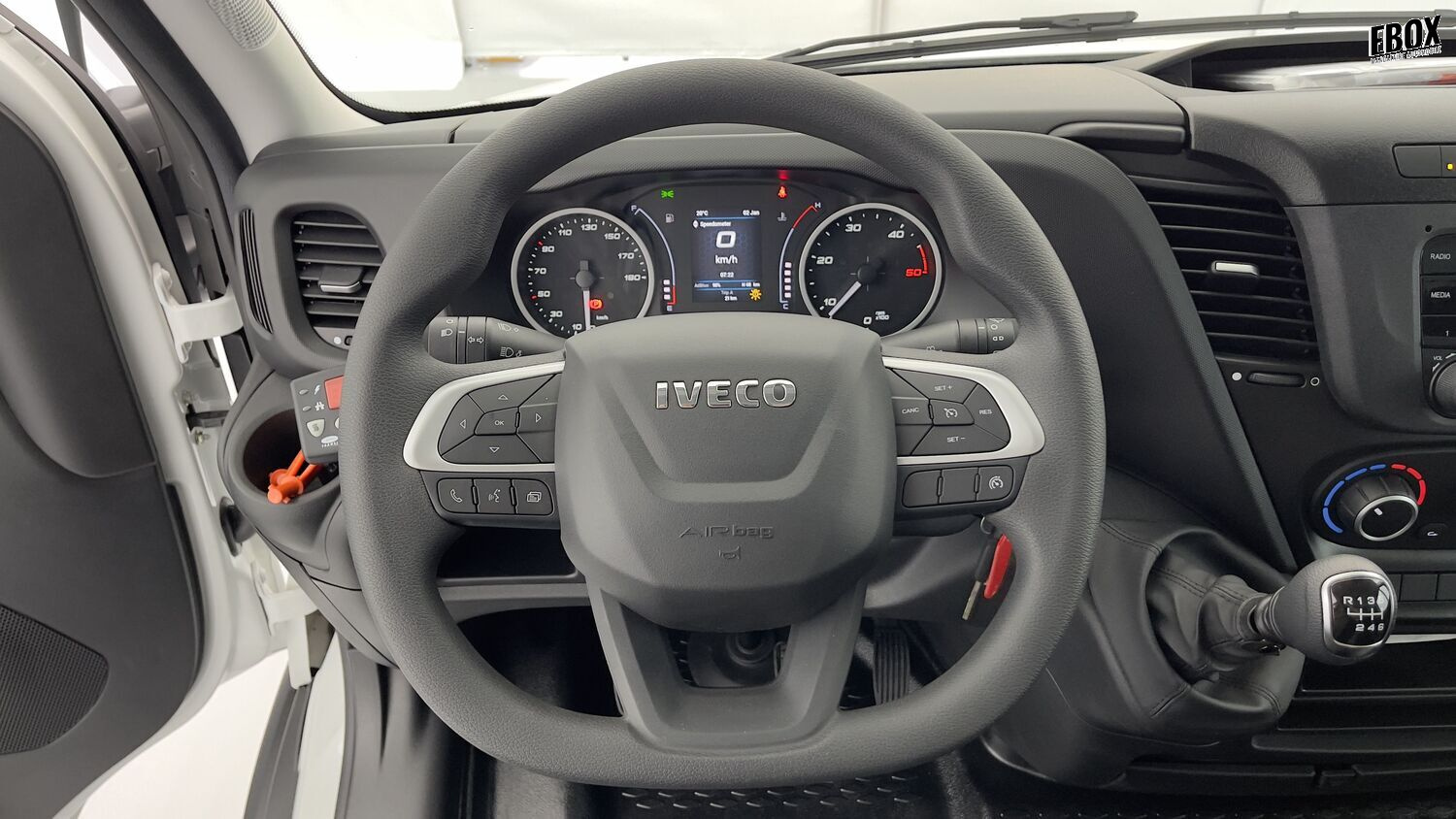 GLI00271721_p53 - IVECO - DAILY - 2025 - photo 10