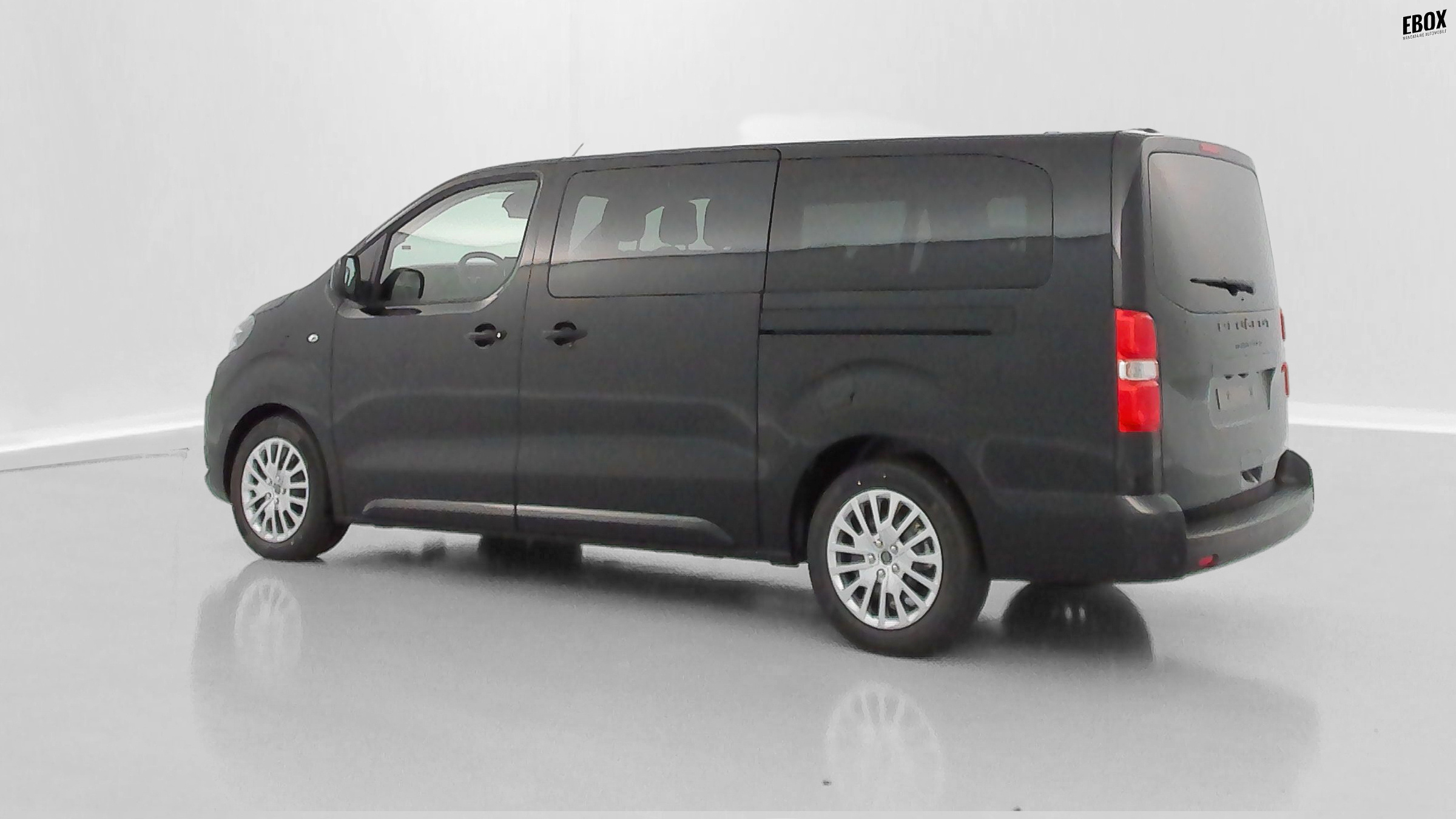 GLI00040547_p53 - PEUGEOT - TRAVELLER - 2026 - photo 26