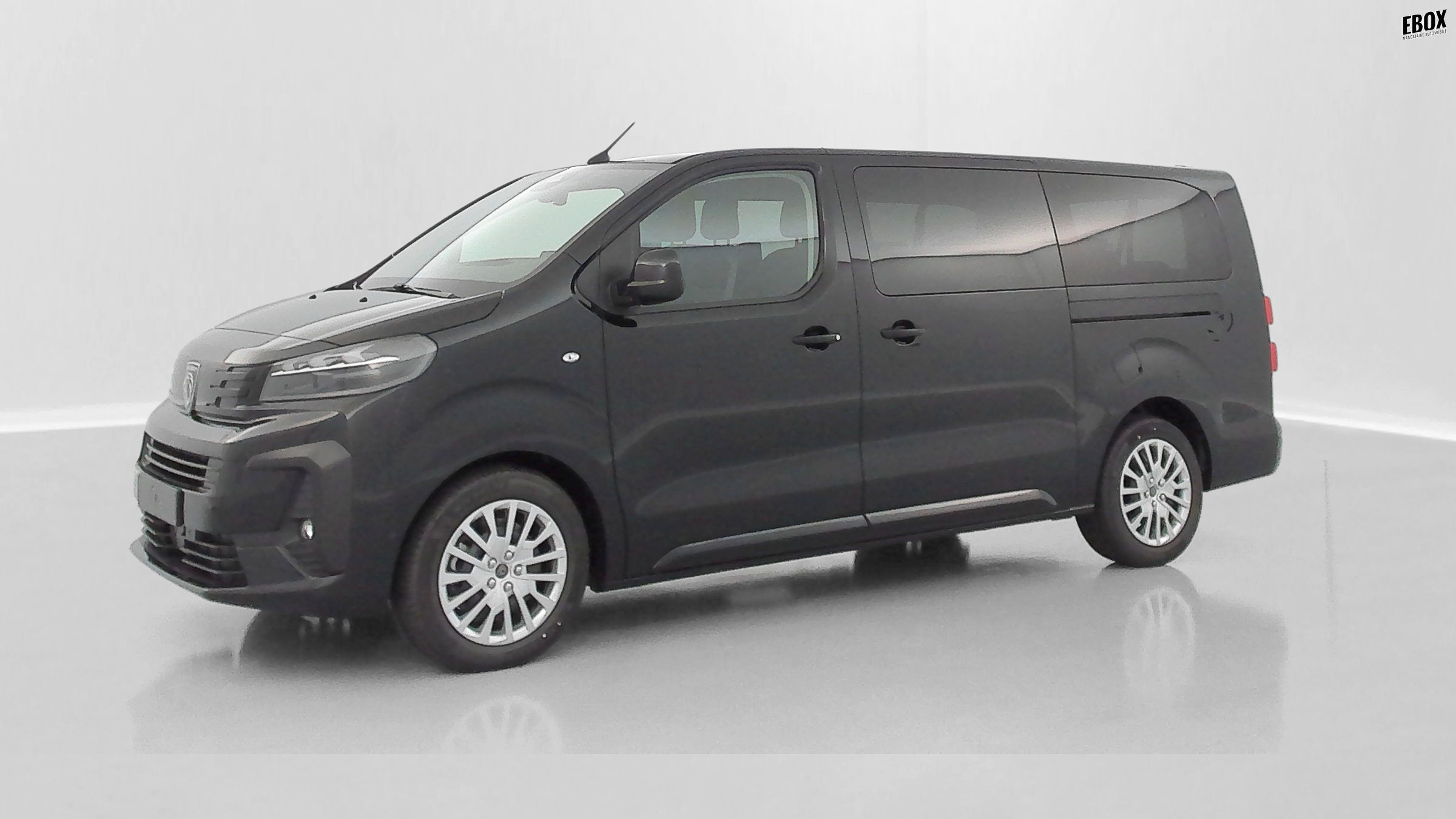 GLI00040546_p53 - PEUGEOT - TRAVELLER - 2026 - photo 25