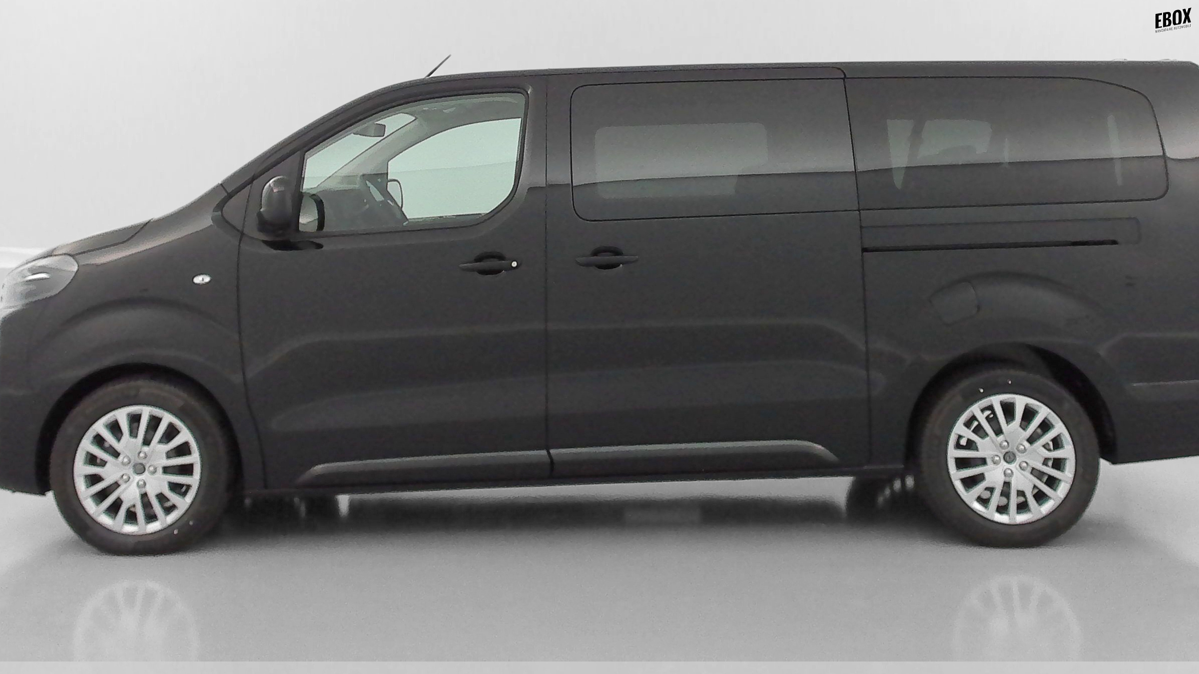 GLI00040545_p53 - PEUGEOT - TRAVELLER - 2026 - photo 4