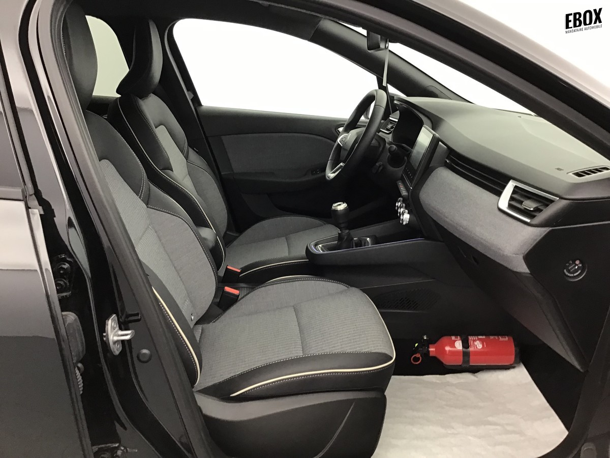 O203420_p3 - RENAULT - CLIO 5 - 2025 - photo 6
