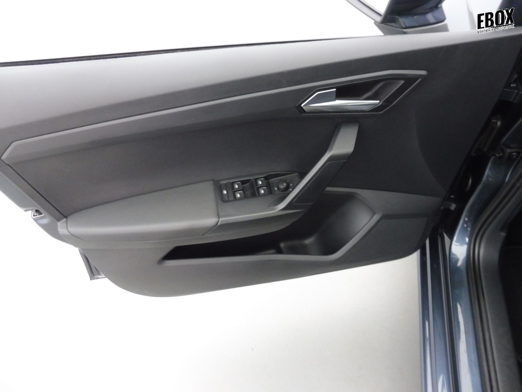 74151_p51 - SEAT - IBIZA - 2023 - photo 16