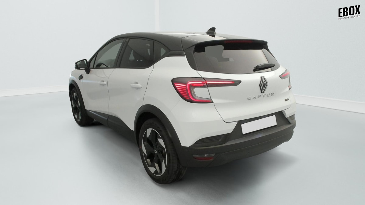 386040_p2 - RENAULT - CAPTUR - 2026 - photo 5