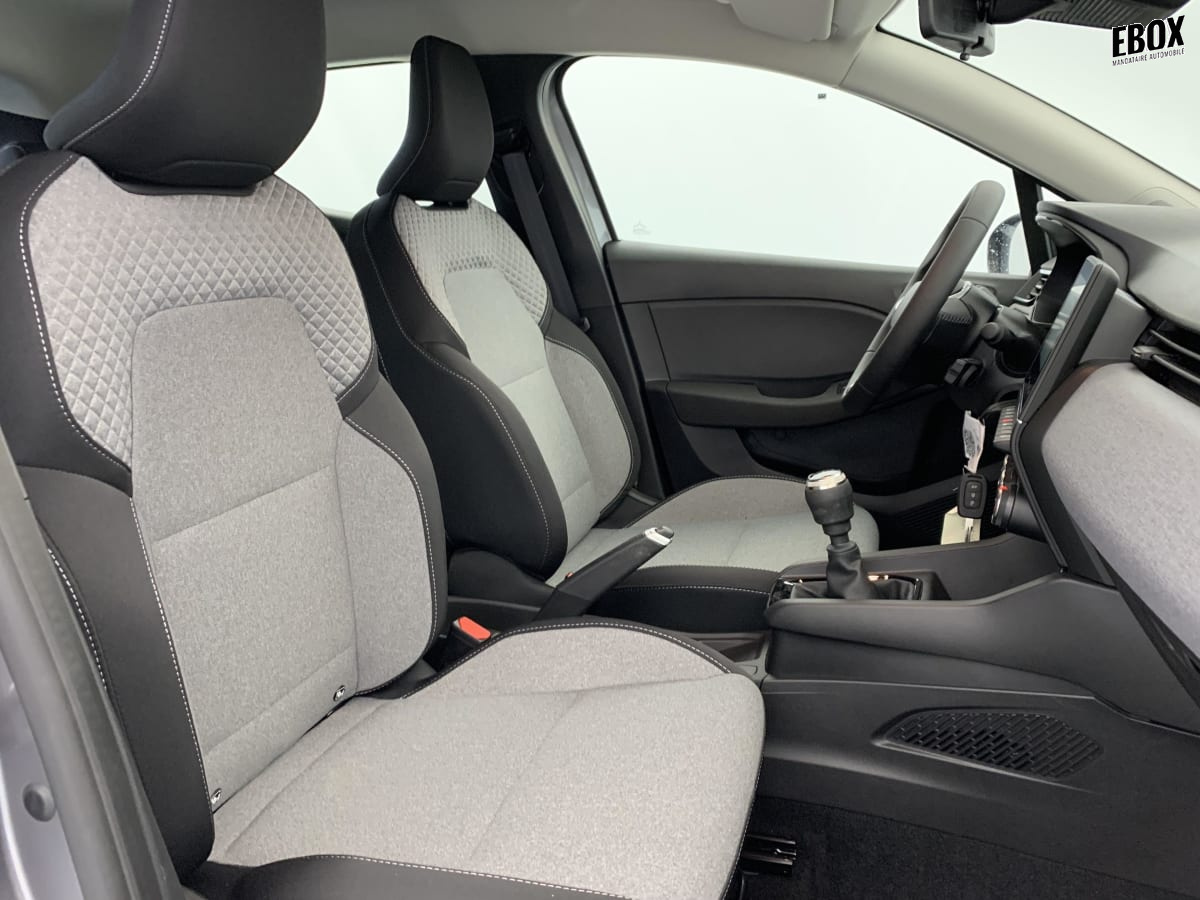 368346_p2 - RENAULT - CLIO 5 - 2025 - photo 9