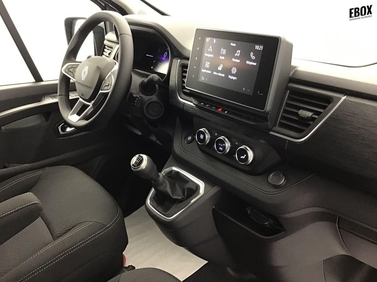 394511_p2 - RENAULT - TRAFIC - 2026 - photo 7