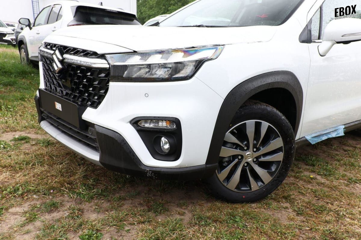 388833_p2 - SUZUKI - S CROSS - 2026 - photo 5