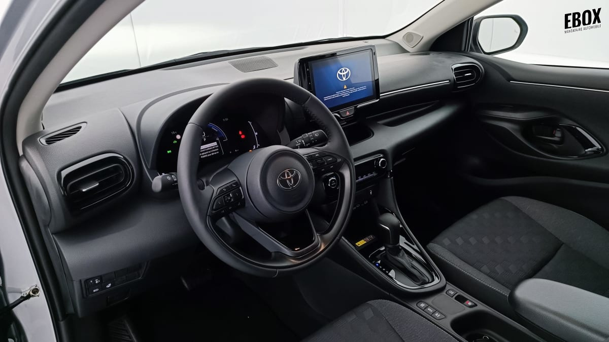 390734_p2 - TOYOTA - YARIS - 2026 - photo 6