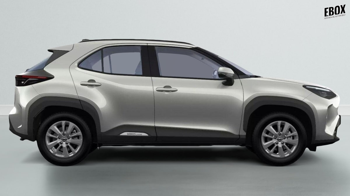 395902_p2 - TOYOTA - YARIS CROSS - 2026 - photo 3
