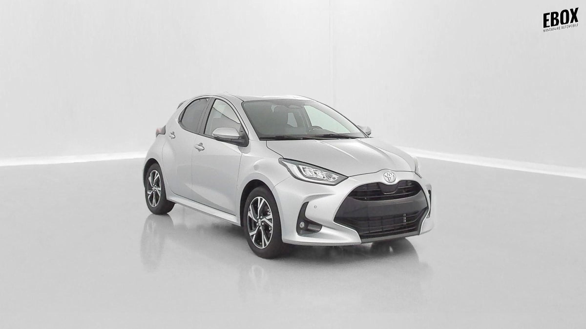 390734_p2 - TOYOTA - YARIS - 2026 - photo 1